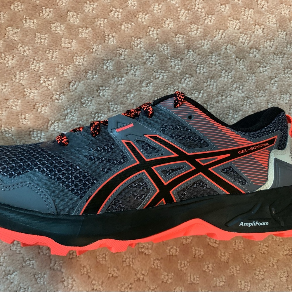 ASICS Women’s Tennis Shoes Size 9